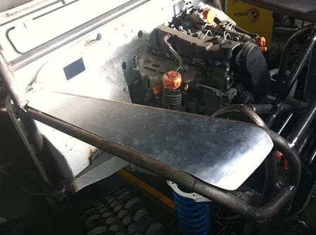 arceau avant moteur 1.png