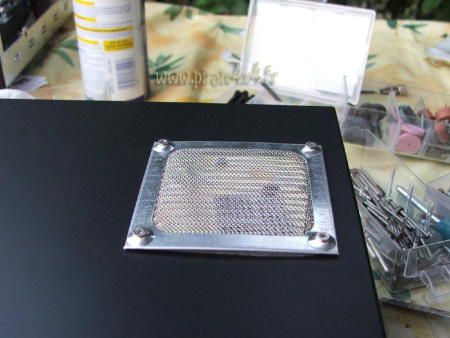 grille_alu_ext02.jpg