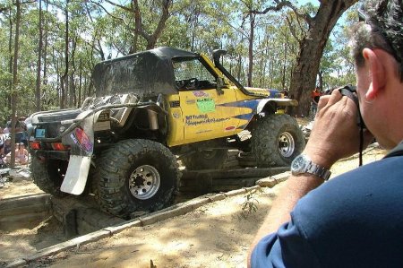 FJ75MAQNT4.jpg